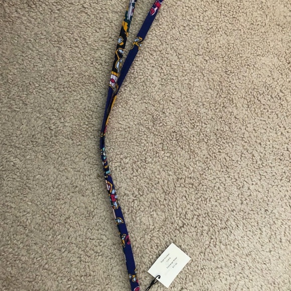 Vera Bradley Zip ID Case and Lanyard - Picture 3 of 5
